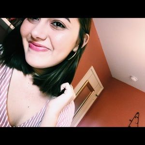 Meet your Posher, Brooke